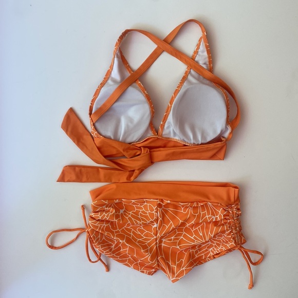 Boy Short Orange Bikini Set - Picture 2 of 4